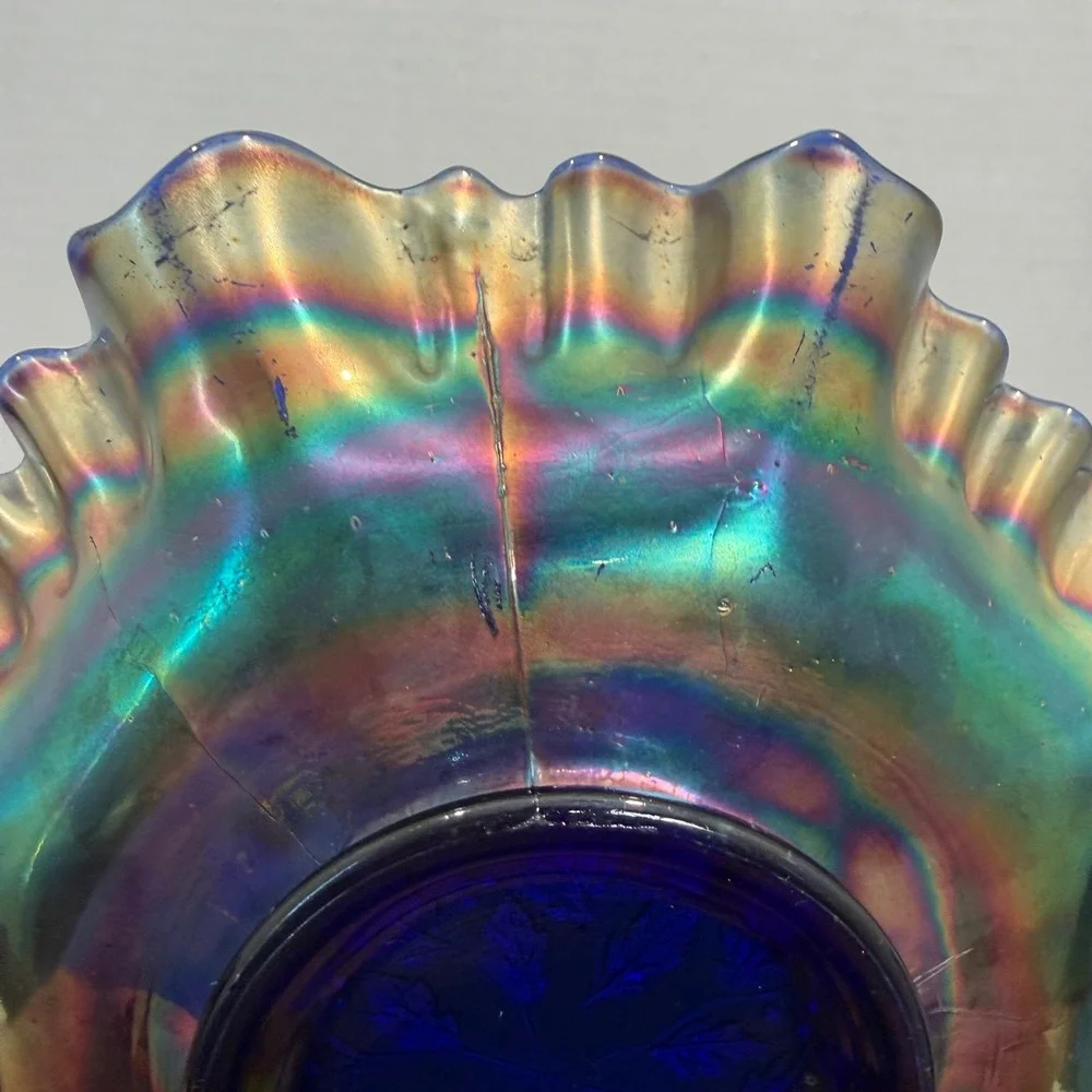 Fenton Holly Carnival Glass Bowl 8.5